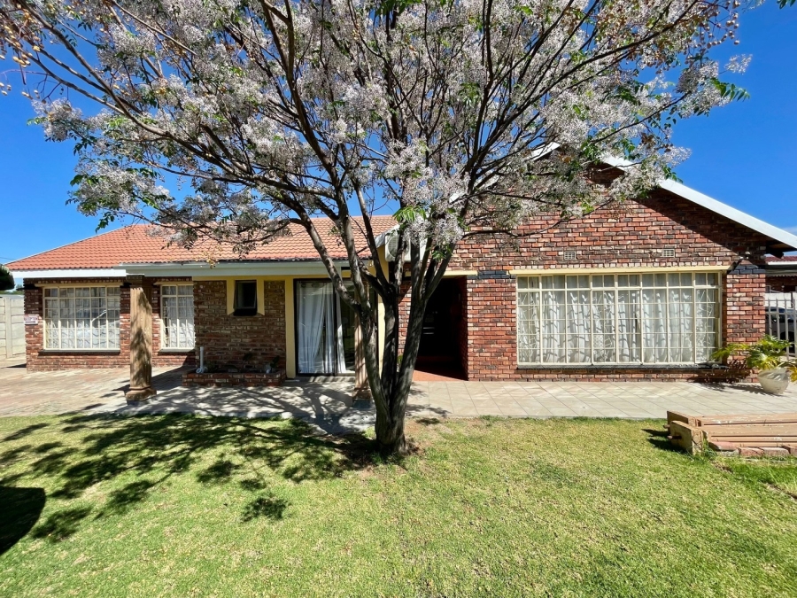 7 Bedroom Property for Sale in Collerville North West